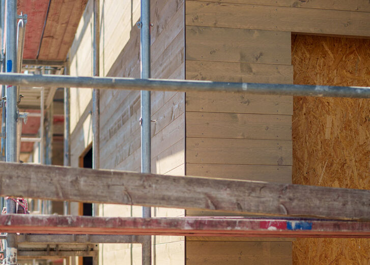 Mehr lesen zu „Greenfields Buckow: Holz weckt Emotionen“